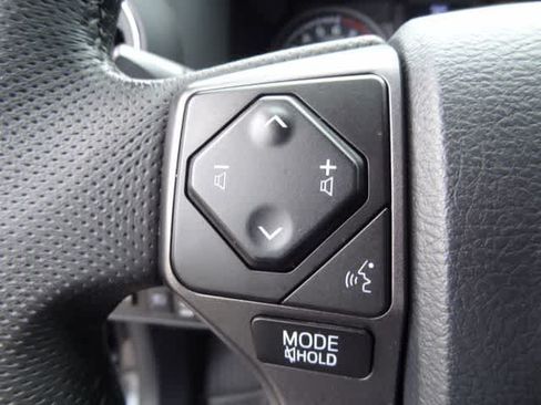 Used 2023 Toyota Tacoma TRD Sport AWD/4WD image 19