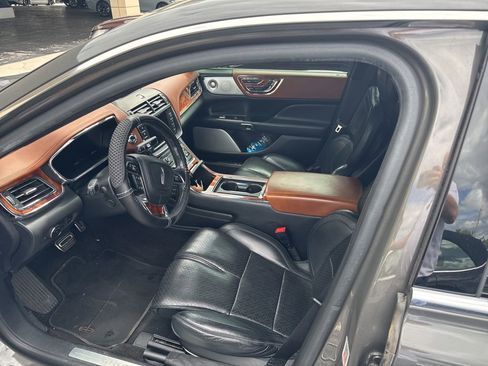 Used 2020 Lincoln Continental Black Label w/ Rear Seat Amenities Package image 7