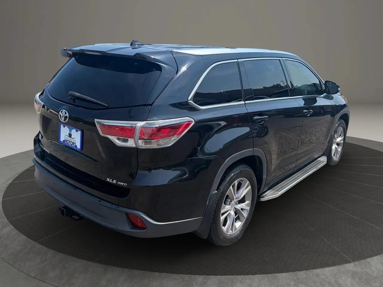 Used 2015 Toyota Highlander XLE AWD/4WD image 5