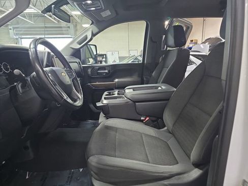 Used 2022 Chevrolet Silverado 2500 LT w/ Convenience Package image 17