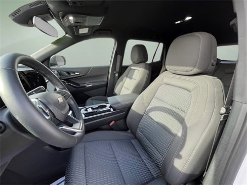 Certified 2025 Chevrolet Equinox LT image 12