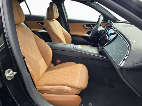 New 2026 Mercedes-Benz E 450 4MATIC Sedan image 24