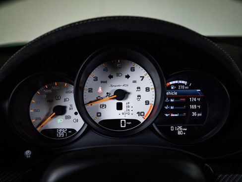 Certified 2024 Porsche 718 Boxster Spyder RS image 15