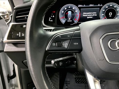 Used 2023 Audi Q8 Prestige AWD/4WD image 24