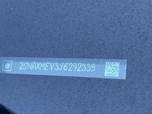 Used 2018 Chevrolet Equinox Premier image 36