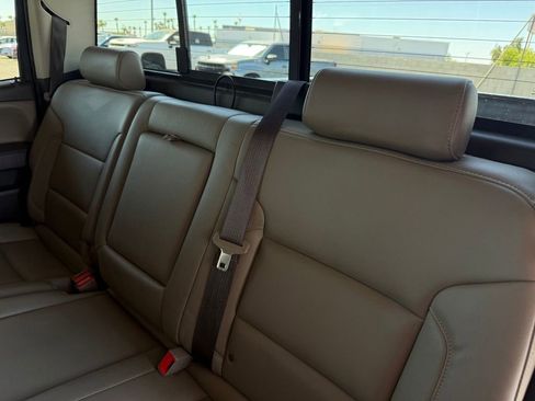 Used 2018 GMC Sierra 1500 SLT w/ SLT Premium Package AWD/4WD image 10