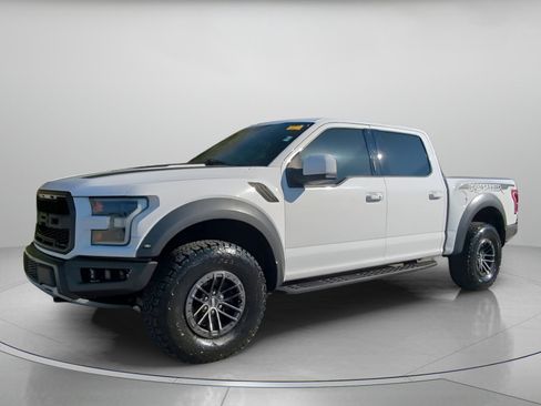 Certified 2019 Ford F150 Raptor w/ Equipment Group 802A Luxury image 12