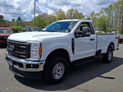 Certified 2024 Ford F250 XL w/ FX4 Off-Road Package AWD/4WD image 5