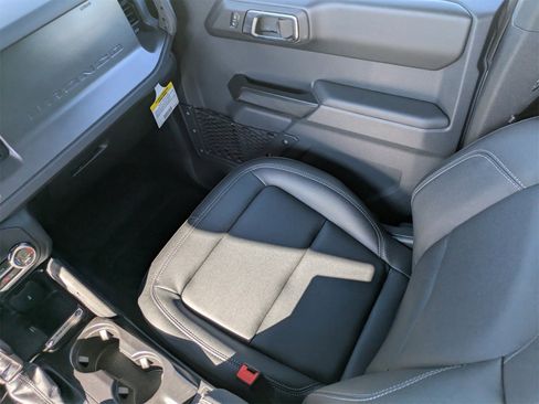 New 2025 Ford Bronco Badlands w/ Sasquatch Package image 18