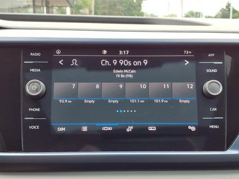 Used 2023 Volkswagen Taos SE image 17