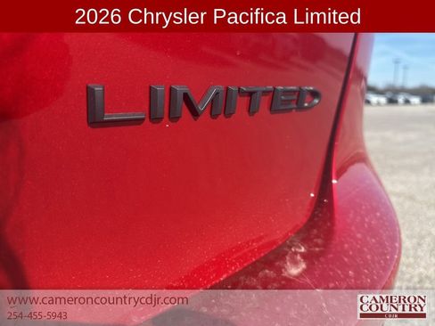 New 2026 Chrysler Pacifica Limited image 22