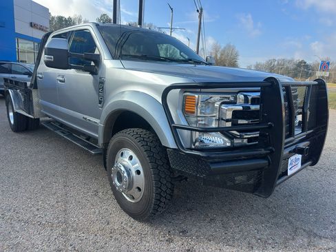Used 2022 Ford F450 Lariat w/ Lariat Value Package image 3