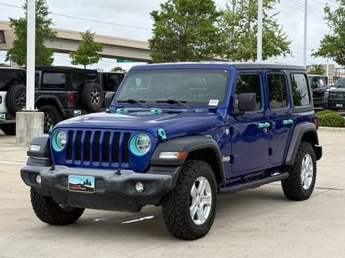 Used 2018 Jeep Wrangler Unlimited Sport AWD/4WD image 7