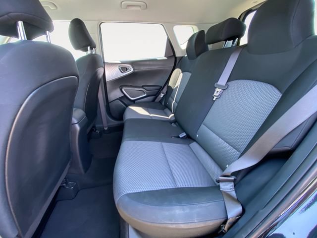 Used 2025 Kia Soul LX w/ LX Technology Package FWD image 13