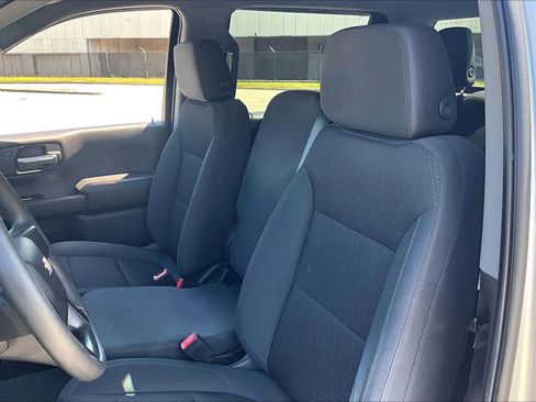 Used 2020 Chevrolet Silverado 1500 Custom w/ Custom Value Package RWD image 34