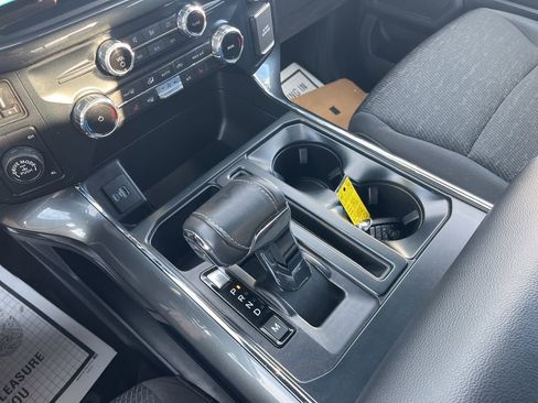 Used 2022 Ford F150 XLT w/ Equipment Group 302A High image 19