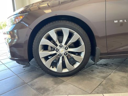 Used 2016 Chevrolet Malibu Premier w/ Driver Confidence Package II FWD image 17