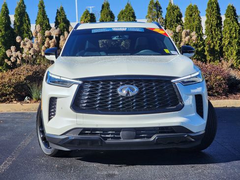 Used 2025 INFINITI QX60 Luxe w/ Black Edition image 5