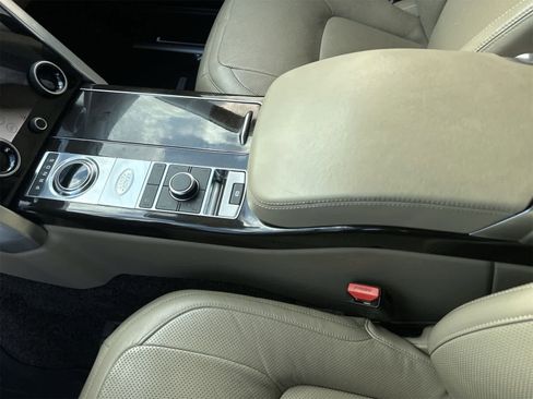 Used 2018 Land Rover Range Rover Long Wheelbase Supercharged image 19