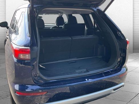 Used 2024 Mitsubishi Outlander SE AWD/4WD image 4
