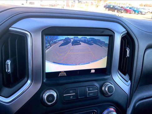 Used 2020 GMC Sierra 1500 Elevation w/ Elevation Value Package image 26