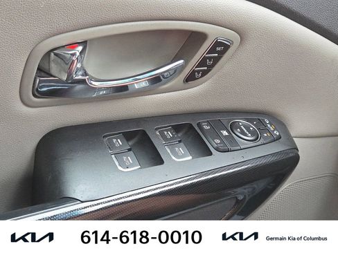 Certified 2017 Kia Sedona EX FWD image 26
