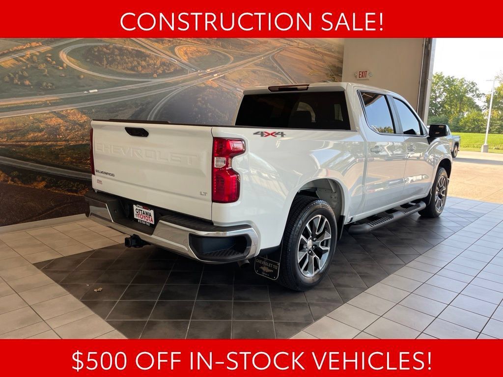 Used 2023 Chevrolet Silverado 1500 LT AWD/4WD image 5