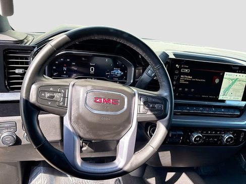 Used 2025 GMC Sierra 1500 SLT AWD/4WD image 11