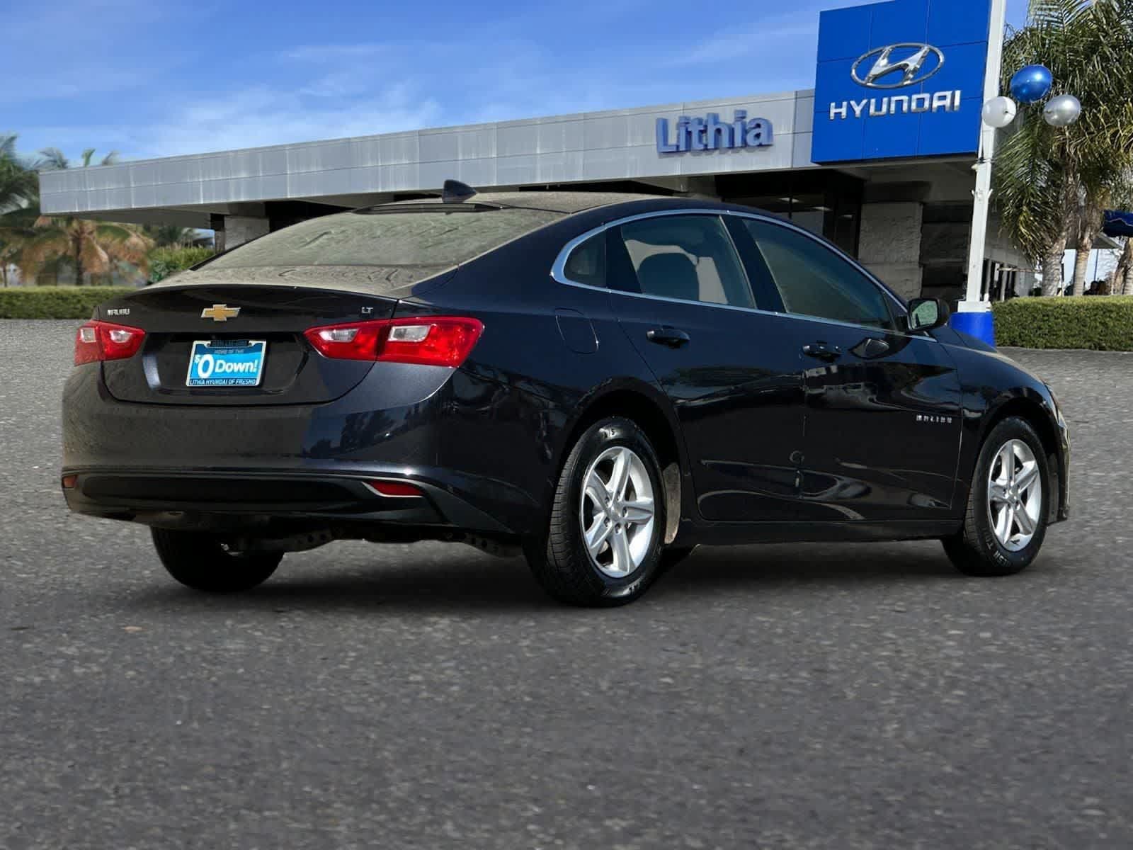 Used 2023 Chevrolet Malibu LT FWD image 3