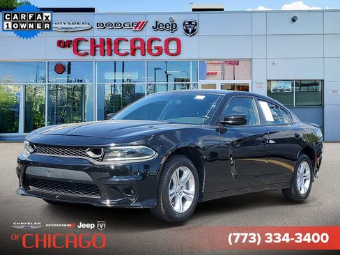 Certified 2022 Dodge Charger SXT RWD image 2