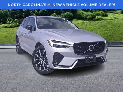 Certified 2025 Volvo XC60 B5 Core AWD/4WD image 1