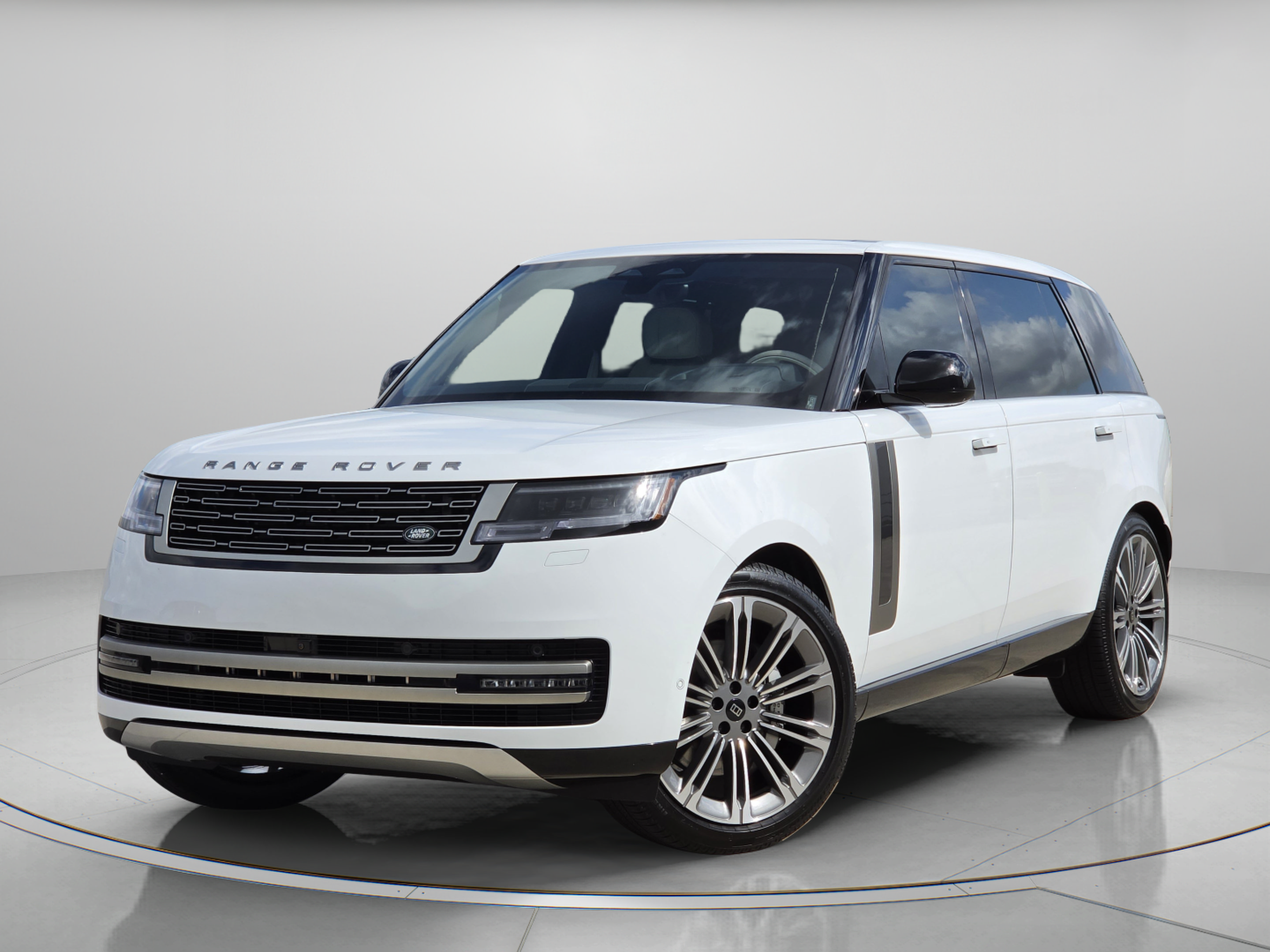 New 2027 Land Rover Range Rover Long Wheelbase SE AWD/4WD image 1