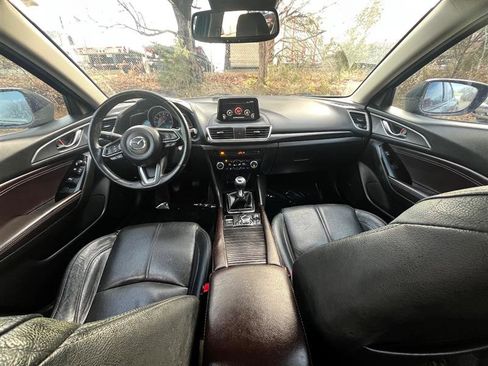Used 2017 MAZDA MAZDA3 Grand Touring w/ Premium Equipment Package image 9