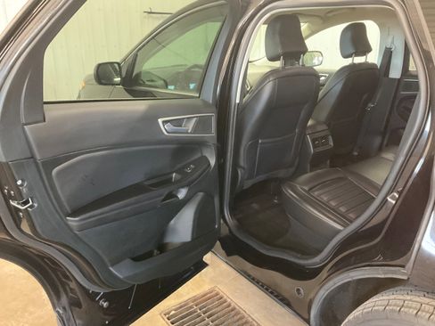 Used 2023 Ford Edge SEL w/ Convenience Package image 17