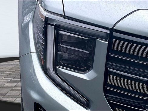 Used 2025 GMC Sierra 1500 Elevation AWD/4WD image 30
