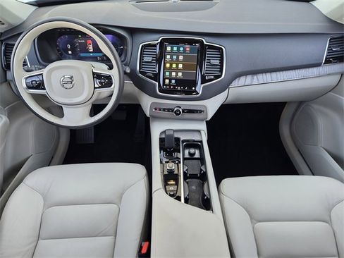 New 2025 Volvo XC90 T8 Plus w/ Protection Package Premier image 33