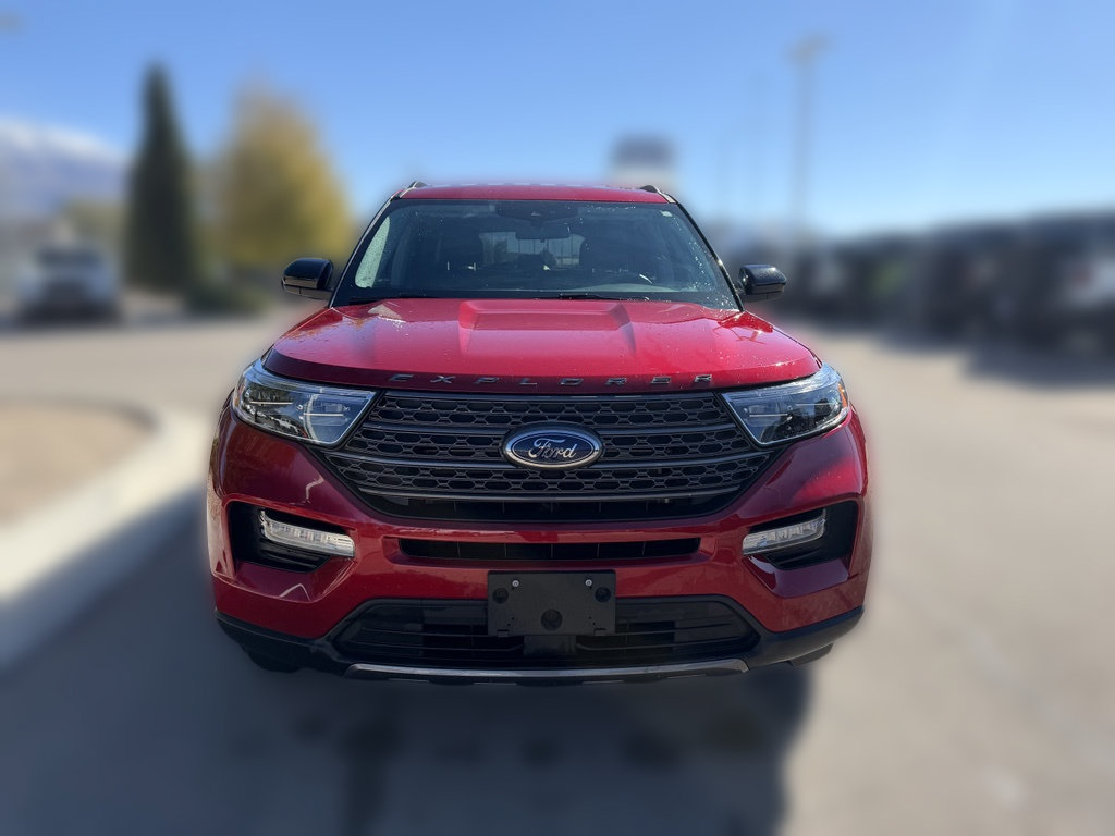Used 2022 Ford Explorer XLT w/ Equipment Group 202A AWD/4WD image 7