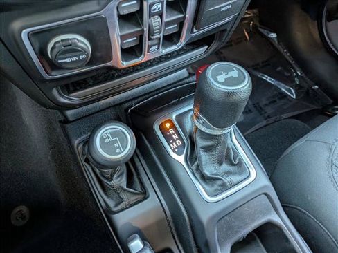 Used 2020 Jeep Wrangler Unlimited Sport AWD/4WD image 12