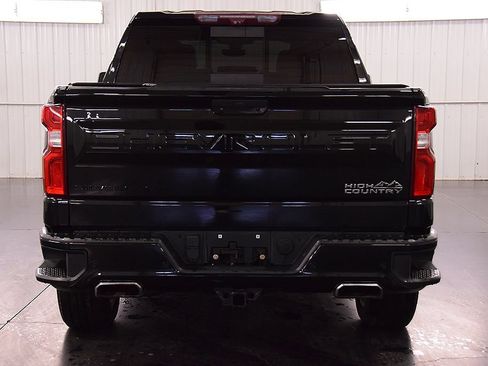 Used 2020 Chevrolet Silverado 1500 High Country w/ Technology Package AWD/4WD image 6