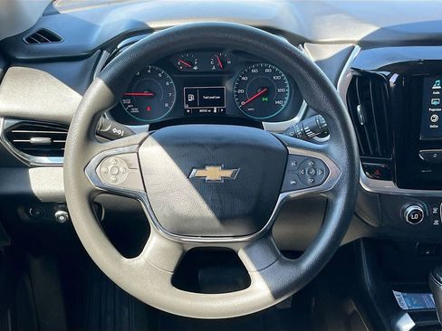 Used 2019 Chevrolet Traverse LS FWD image 11