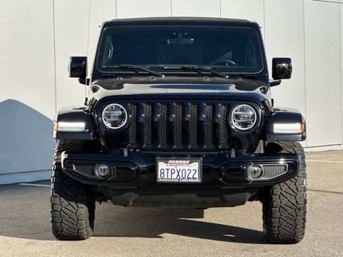 Used 2021 Jeep Wrangler Unlimited Sahara image 8