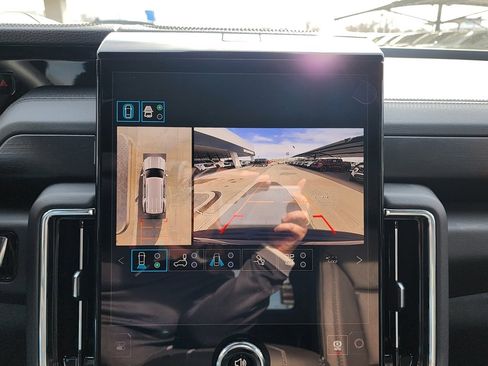 New 2026 GMC Yukon Denali w/ Denali Reserve Package image 32