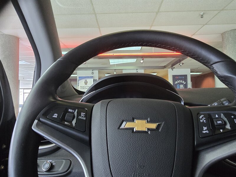 Used 2019 Chevrolet Trax LT w/ LT Convenience Package FWD image 26