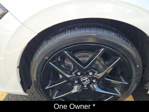 Used 2023 Honda Civic Sport image 8