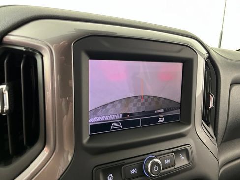 Certified 2024 Chevrolet Silverado 2500 Custom w/ Custom Value Package AWD/4WD image 32