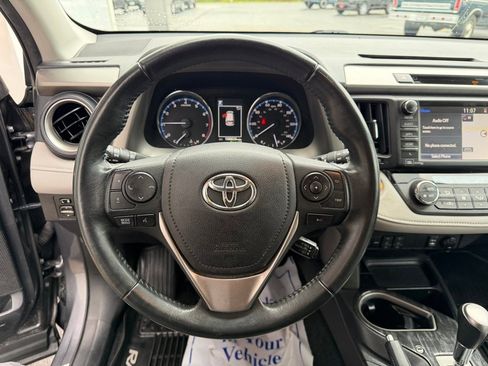 Used 2017 Toyota RAV4 Platinum image 14