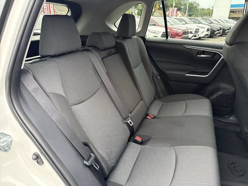 Used 2024 Toyota RAV4 XLE w/ Convenience Package AWD/4WD image 28