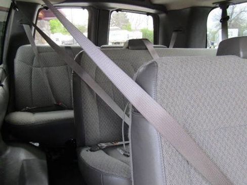 Used 2025 Chevrolet Express 3500 LT w/ LT Preferred Equipment Group RWD image 11