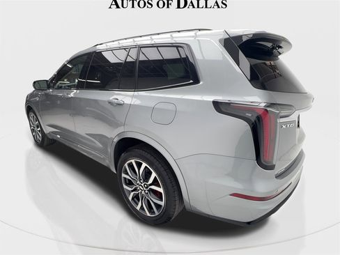 Used 2024 Cadillac XT6 Sport image 10