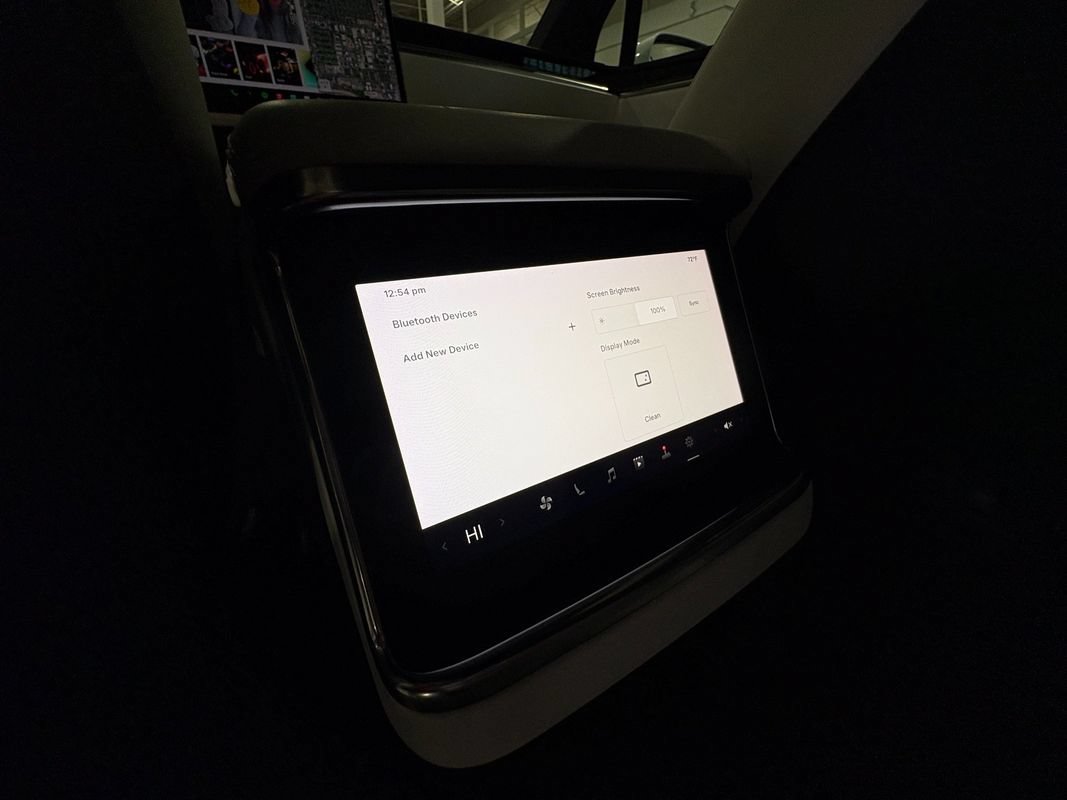 Used 2023 Tesla Model X AWD/4WD image 31